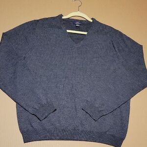 Brooks Brothers  Tech Metino Wool V-neck Sweater Size XL